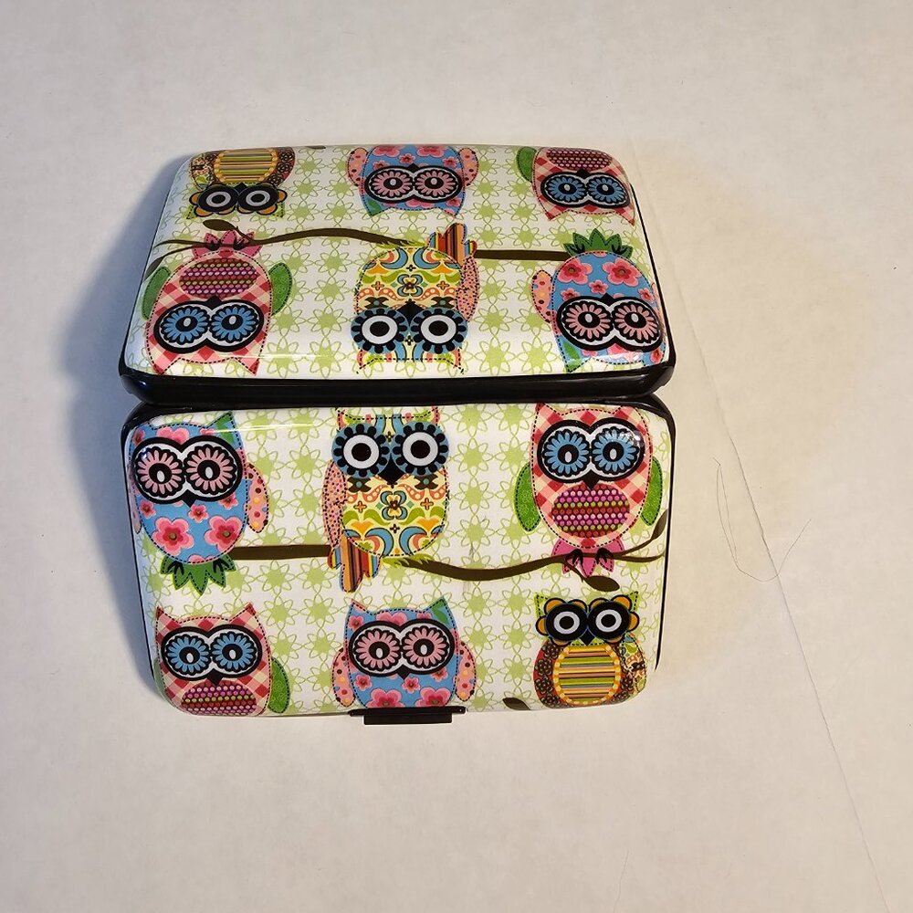 Shell-D / multi colored Owl Credit Card Case - Picture 2 of 4
